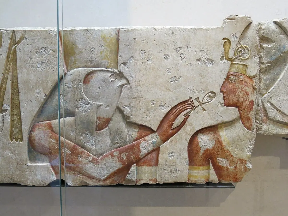 Horus offers life to the pharaoh, Ramesses II. Painted limestone. c. 1275 BCE, 19th dynasty. Photo: Tangopaso, Wikimedia Commons