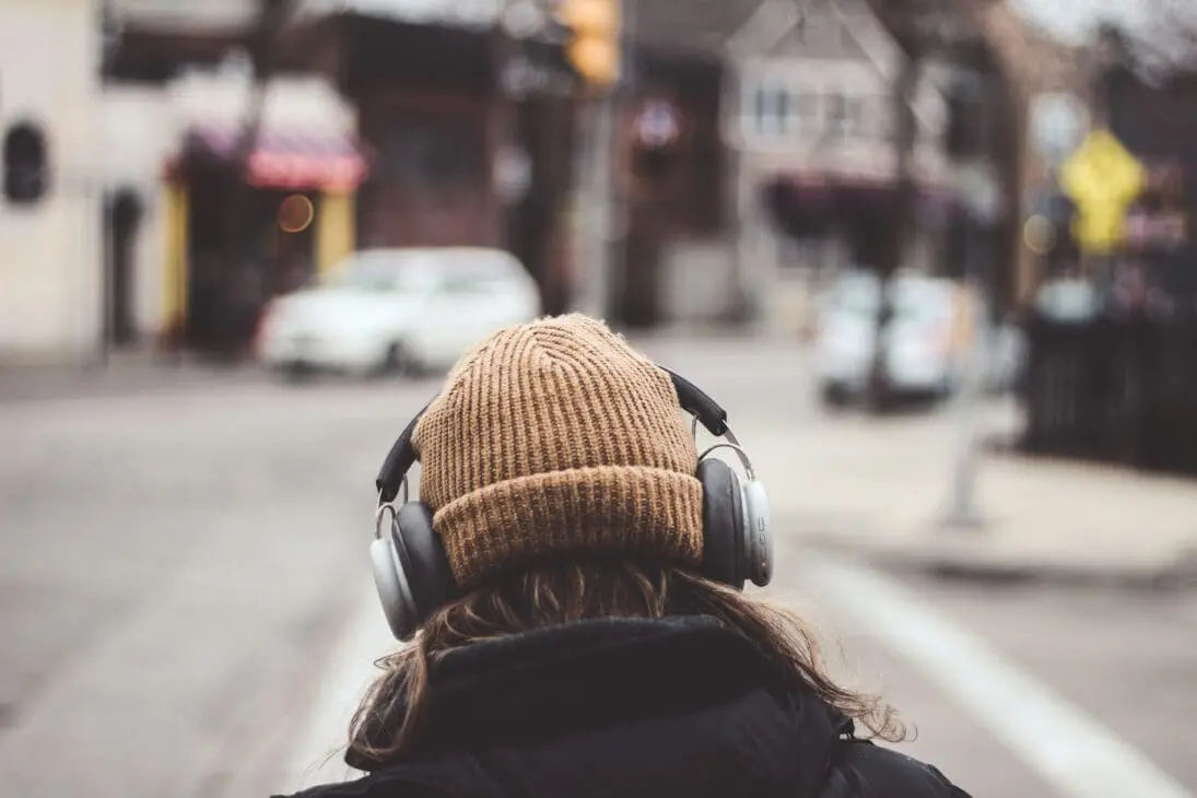 Lonely person walking showing emotional detachment, a mental health red flag linked to burnout