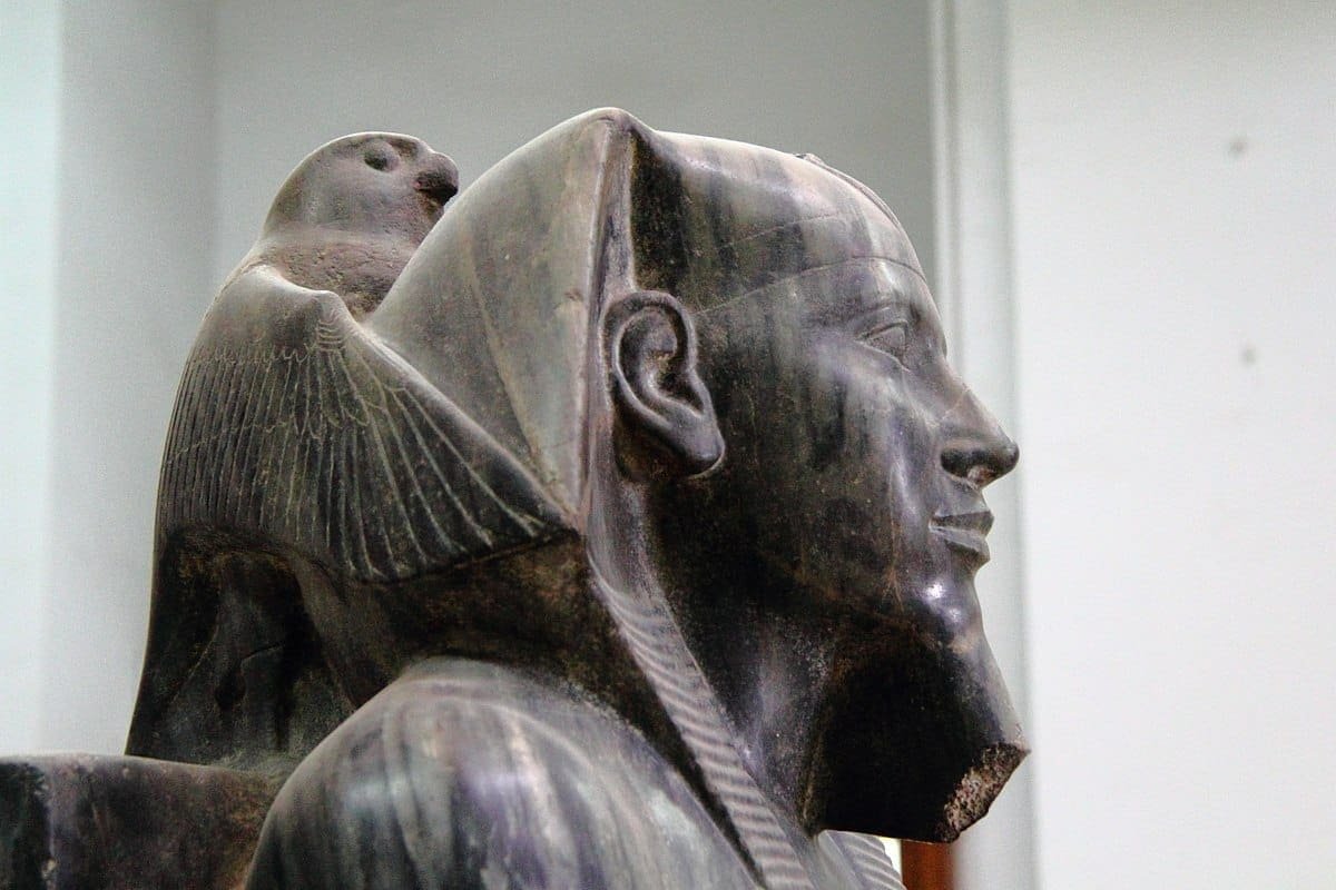 Statue of Khafre, an Old Kingdom pharaoh, embraced by Horus. Photo: Wikimedia Commons