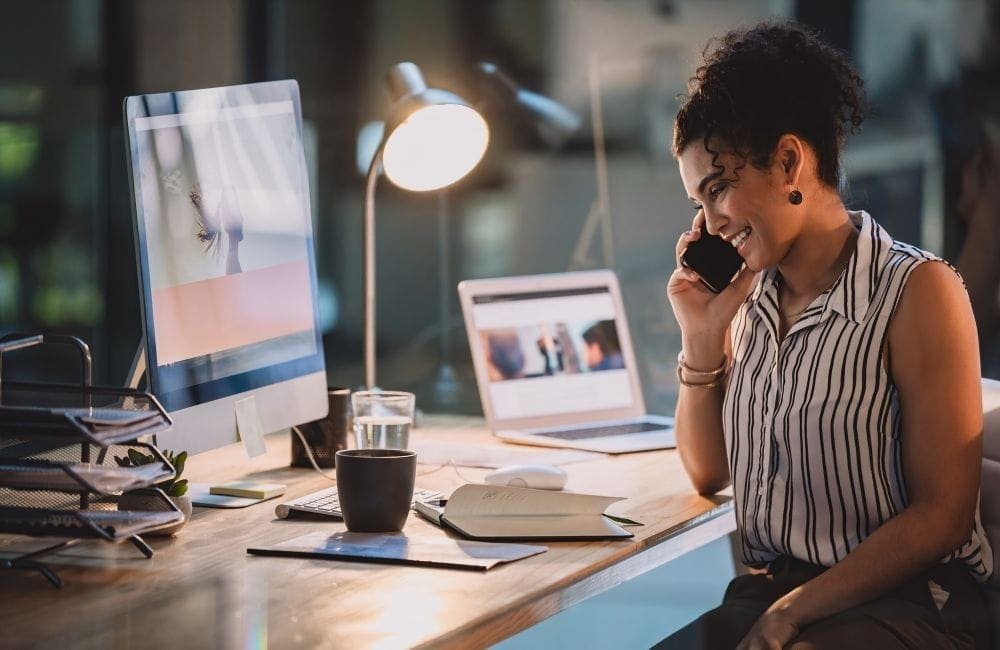 An image of a freelancer for a gig web story.