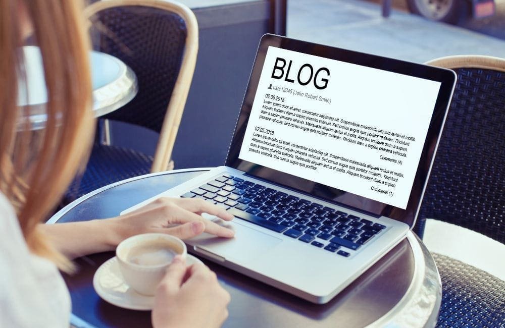 An image of a blogger on Fiverr.