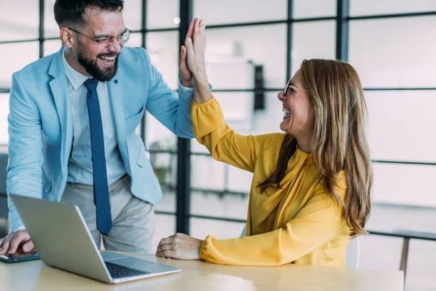 Using Humor in Marketing: How Brands Are Winning Clicks