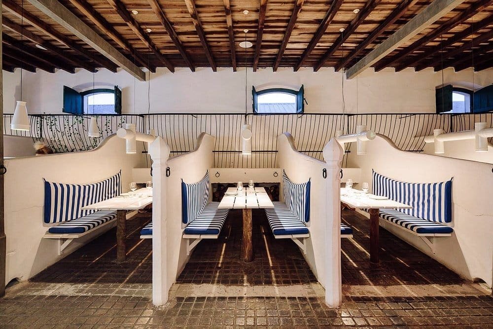 Quiet dining spot in Comporta – hidden travel destination Portugal